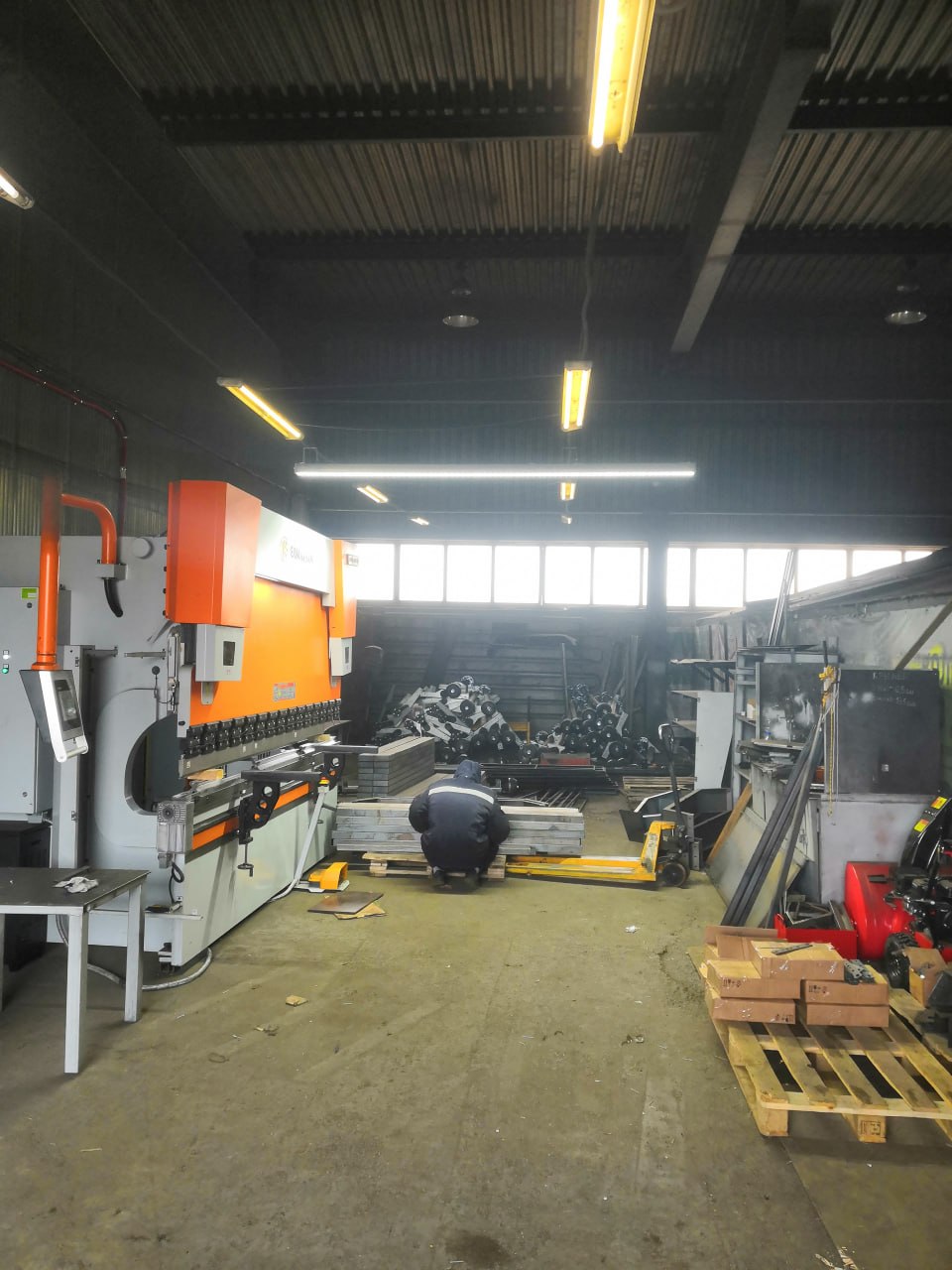 Producción — taller y materiales